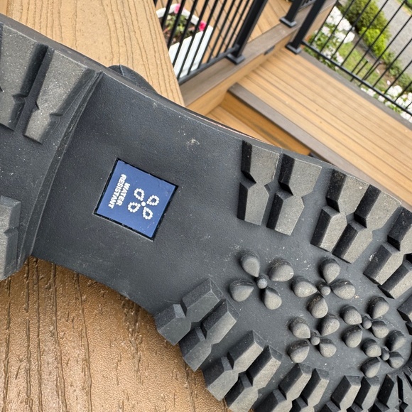 Caslon Nordstrom Miller Water Resistant Lug Black Chelsea Boot (Women) - Picture 8 of 9